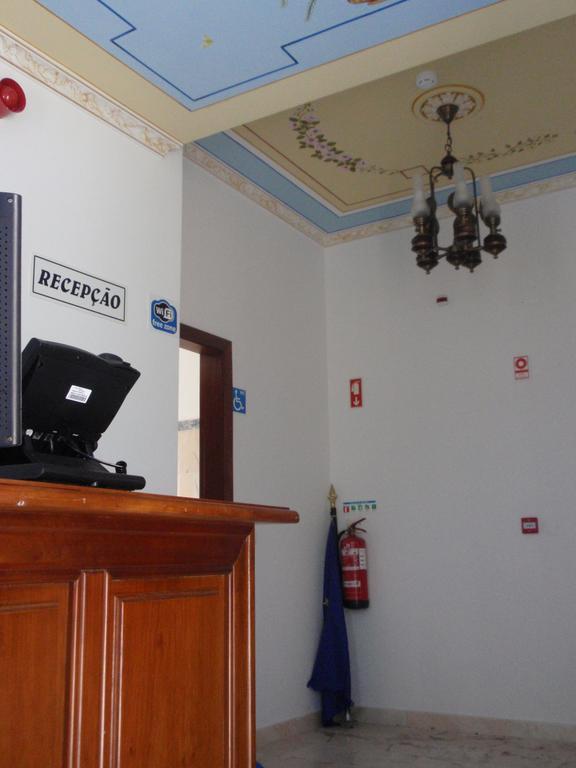 "O Viajante" Low Cost Hotel Estremoz Exterior foto